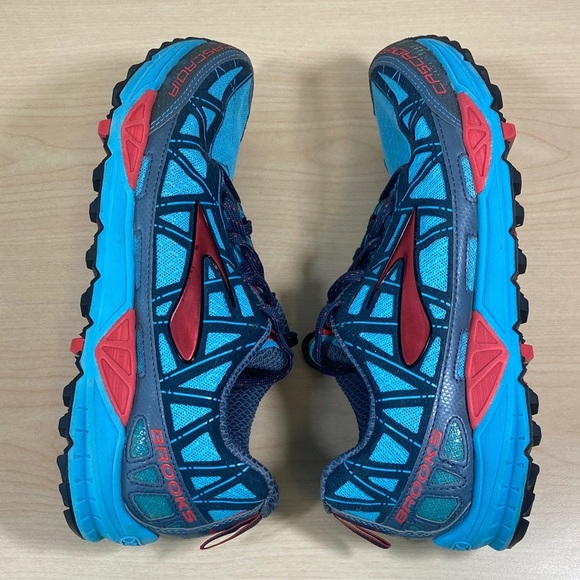 Brooks Cascadia Women's Athletic Trail Running Shoes - Blue and Red - Picture 6 of 9
